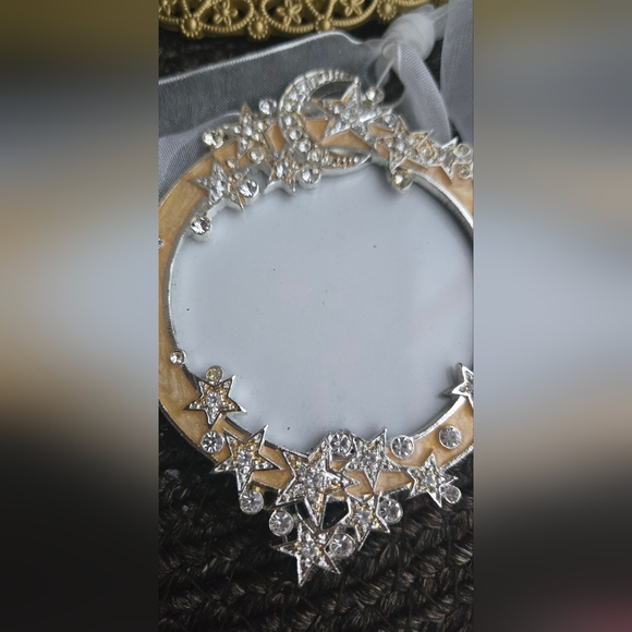 Holiday Photo Frame Ornaments Set - Silver and Gold - Picture 2 of 4